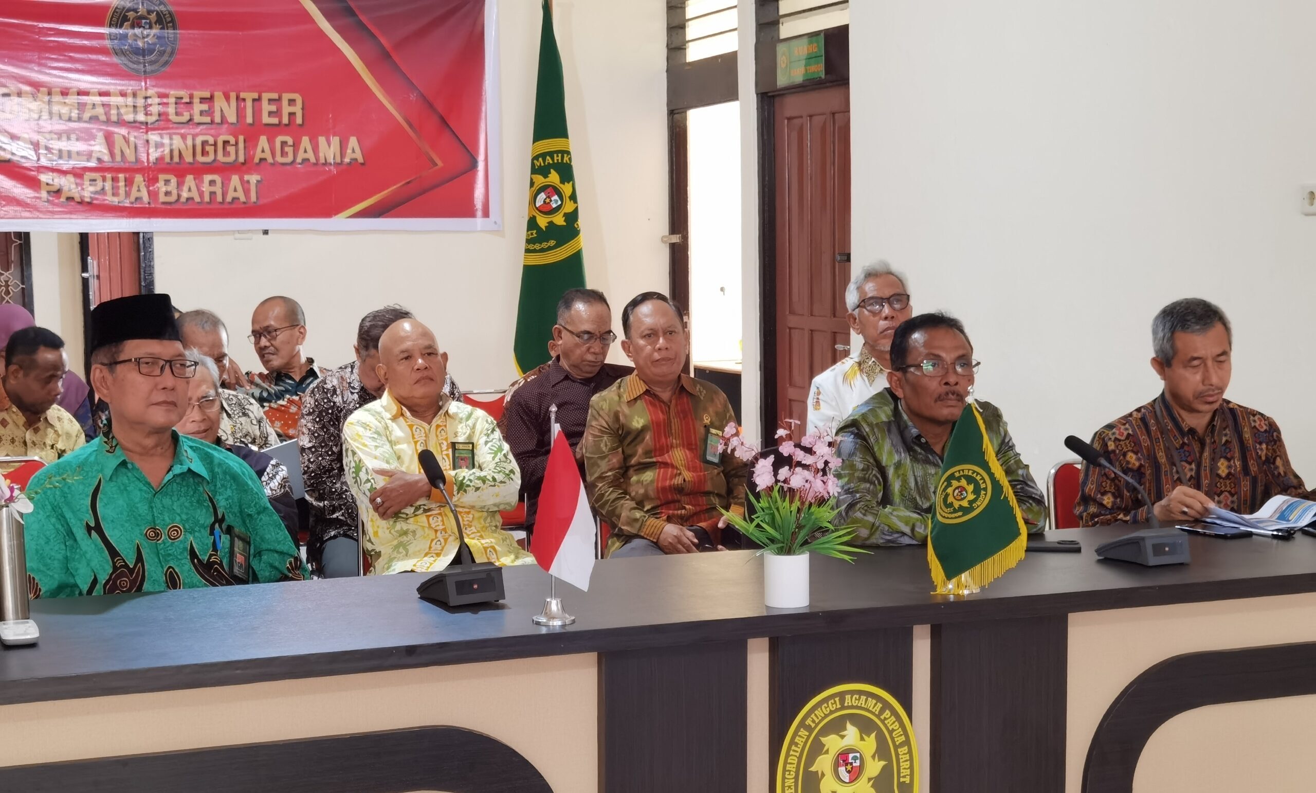 PTA Papua Barat Mengikuti Bimbingan Tenaga Teknis Di Lingkungan Peradilan Agama Secara Daring