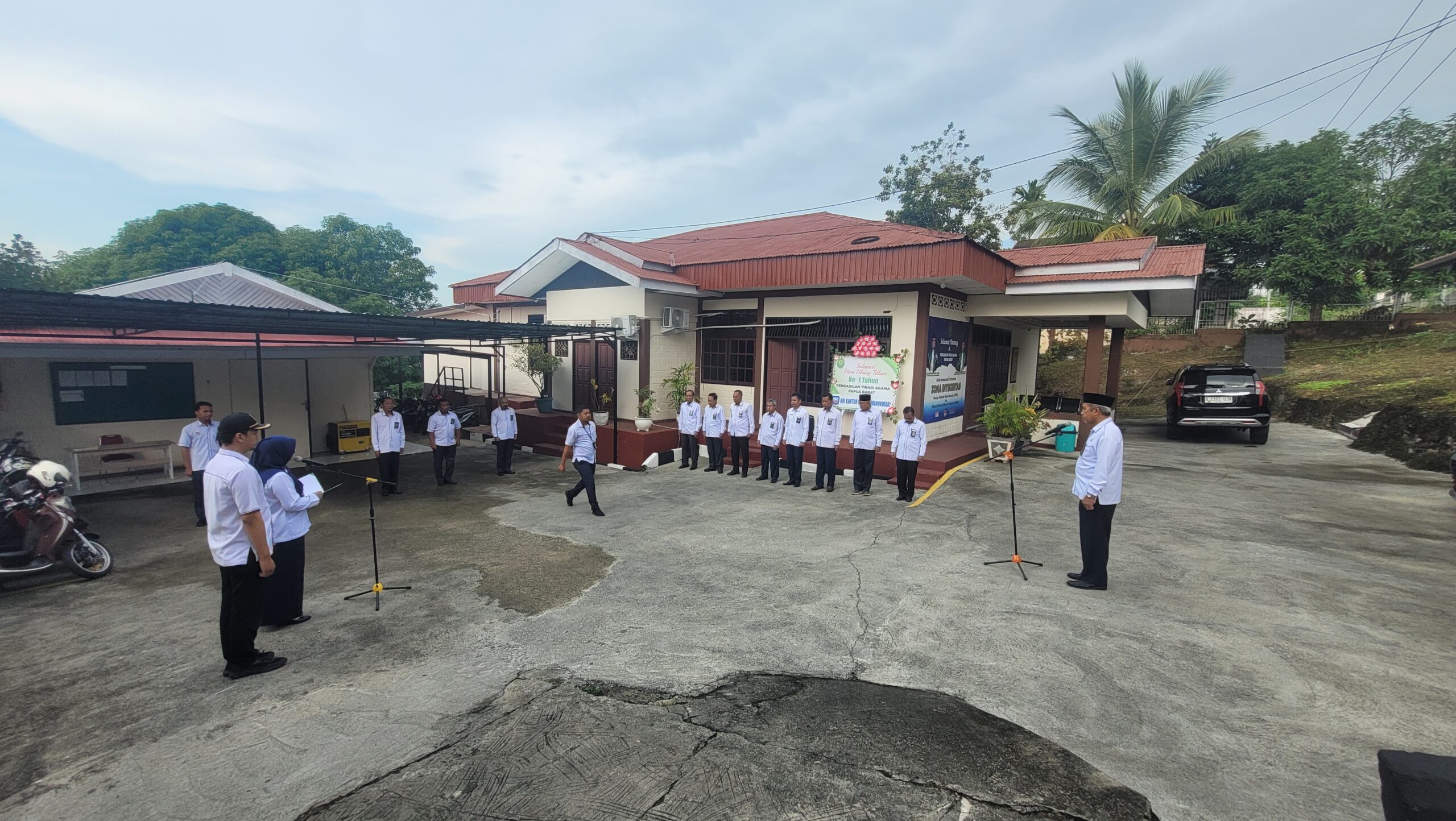 Apel Pagi, Senin (18/12)