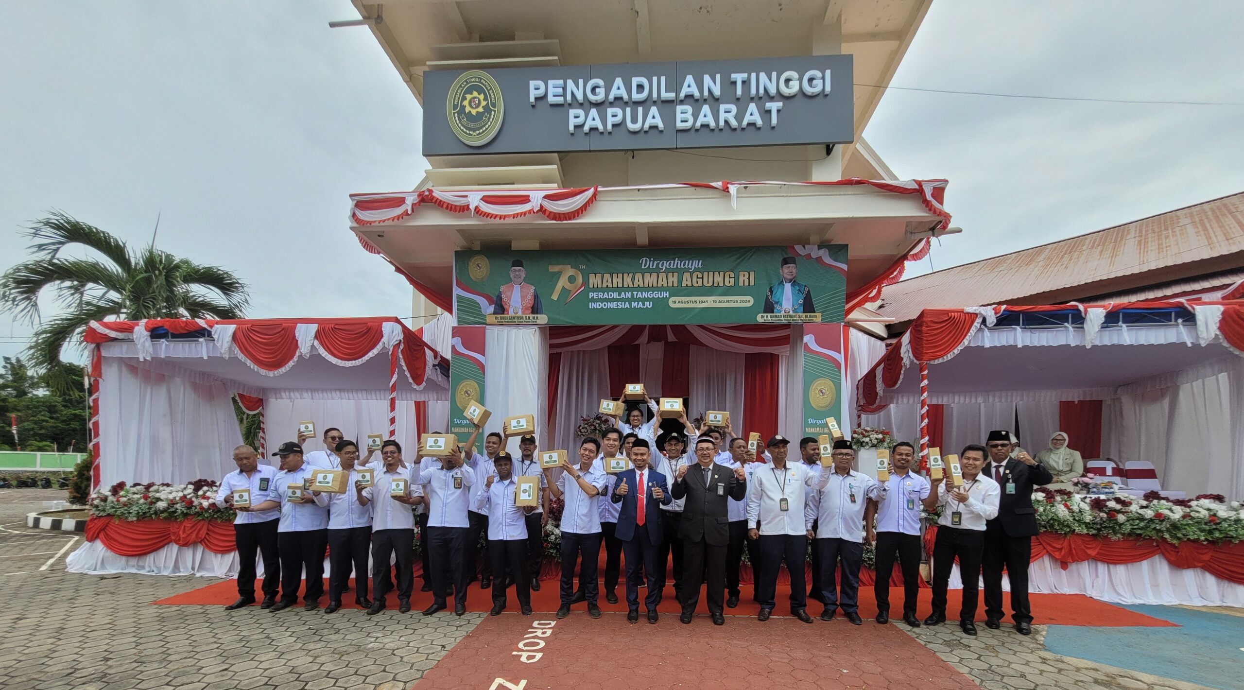 HUT MARI ke-79: Upacara Peringatan dan Pemotongan Tumpeng di Papua Barat