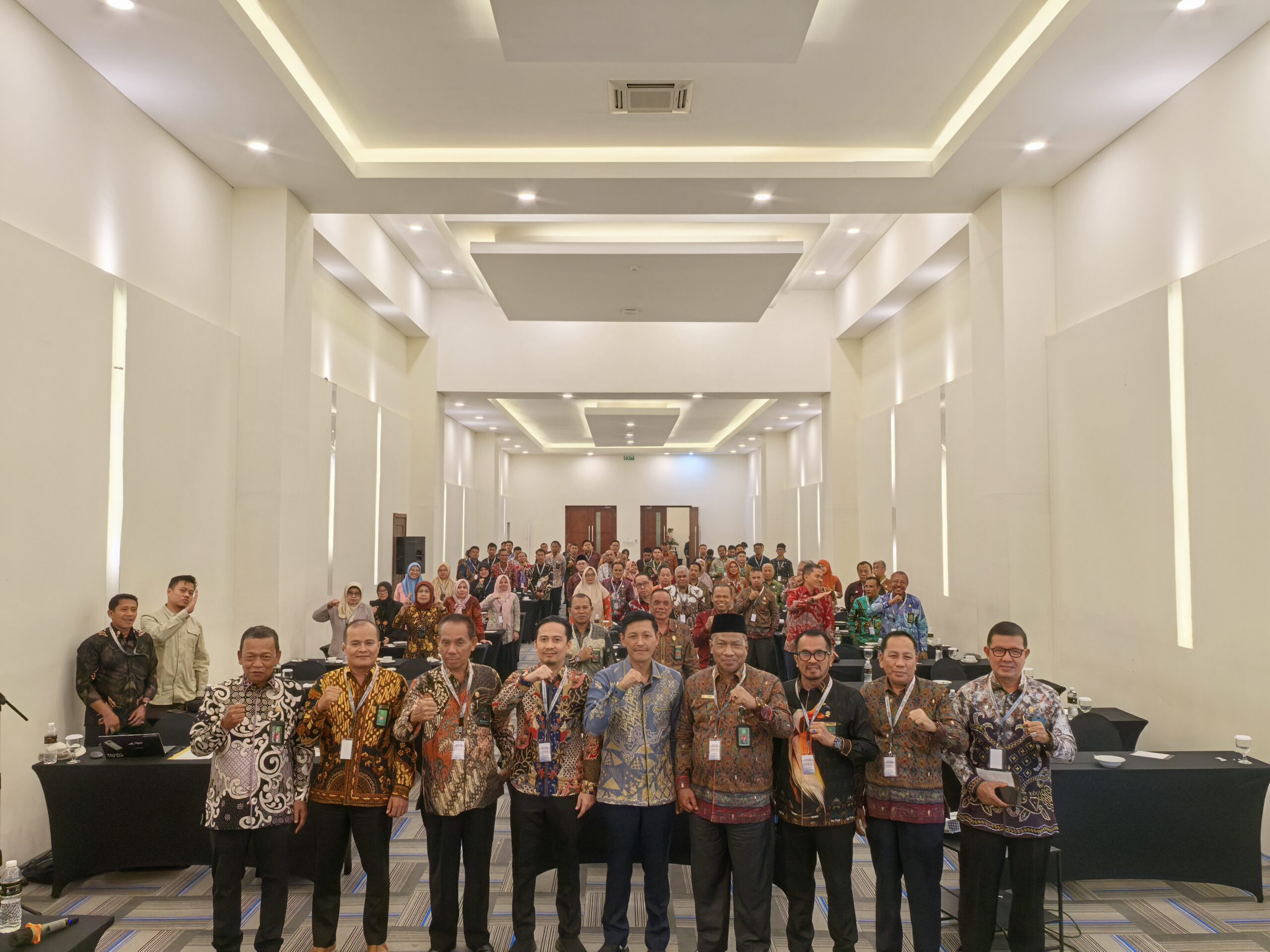 Transformasi Digital Peradilan: PTA Papua Barat Ikuti Bimtek Administrasi Perkara Secara Elektronik di Lingkungan Peradilan Agama