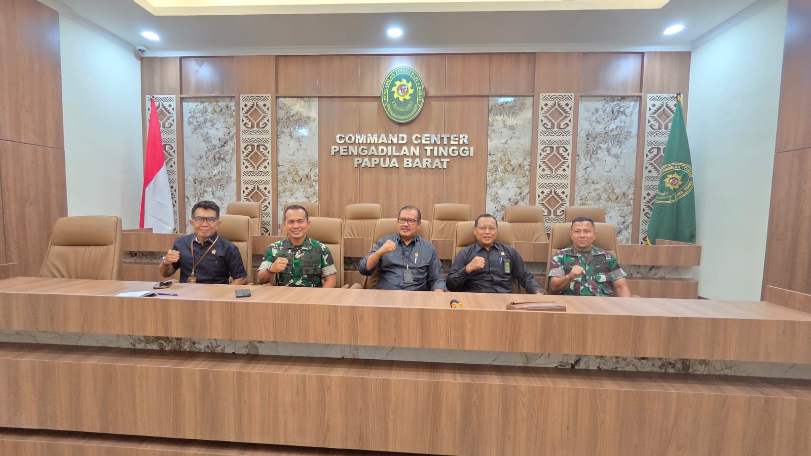 Harmonisasi Pengawasan Hakim, Pengurus Daerah IKAHI Papua Barat Ikuti FGD Strategis Bersama BSDK MA RI dan Komisi Yudisial
