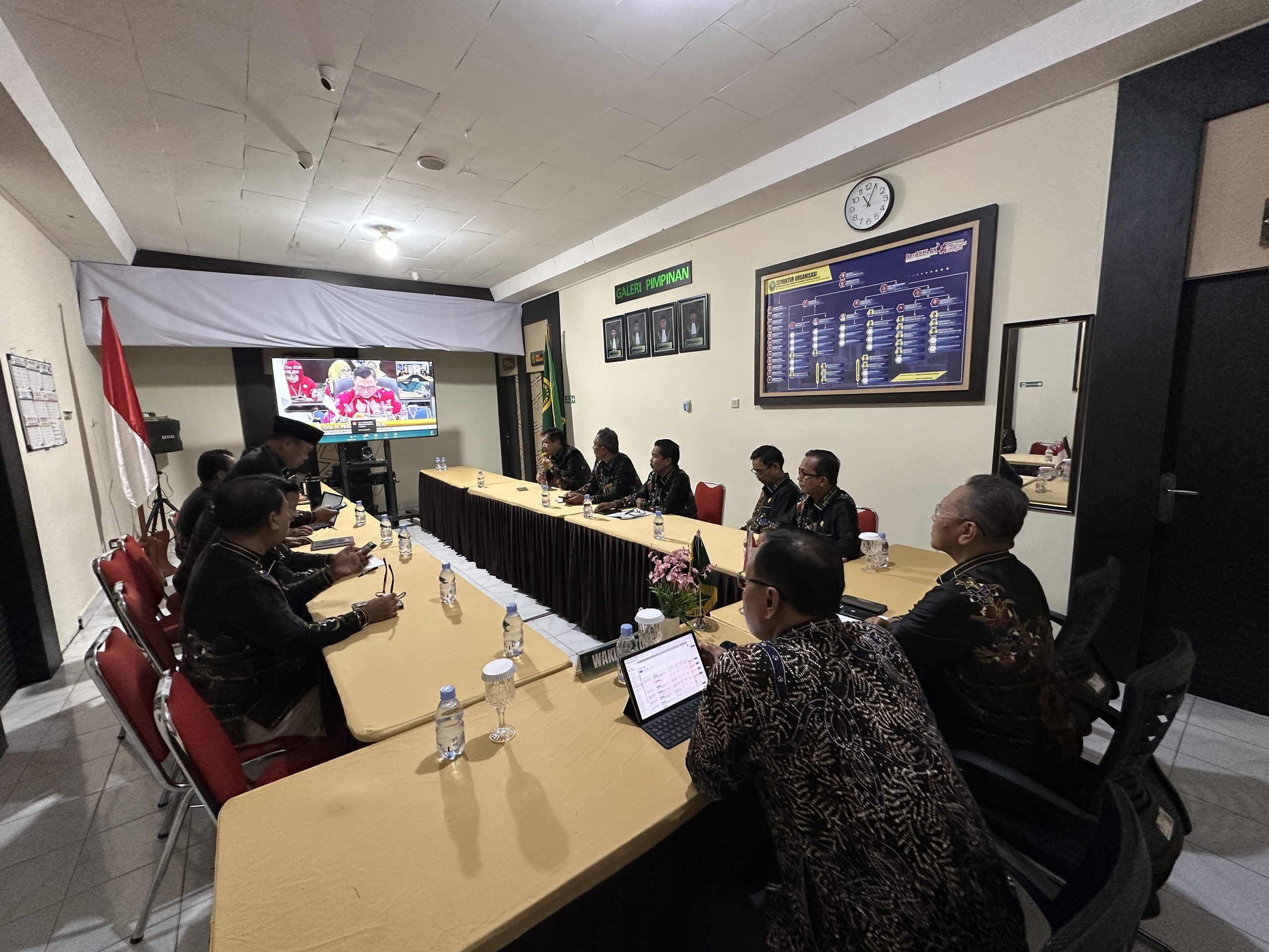 Perkuat Perspektif Keadilan, Pimpinan dan Hakim Tinggi PTA Papua Barat Ikuti Bimtek Perlindungan Kaum Rentan