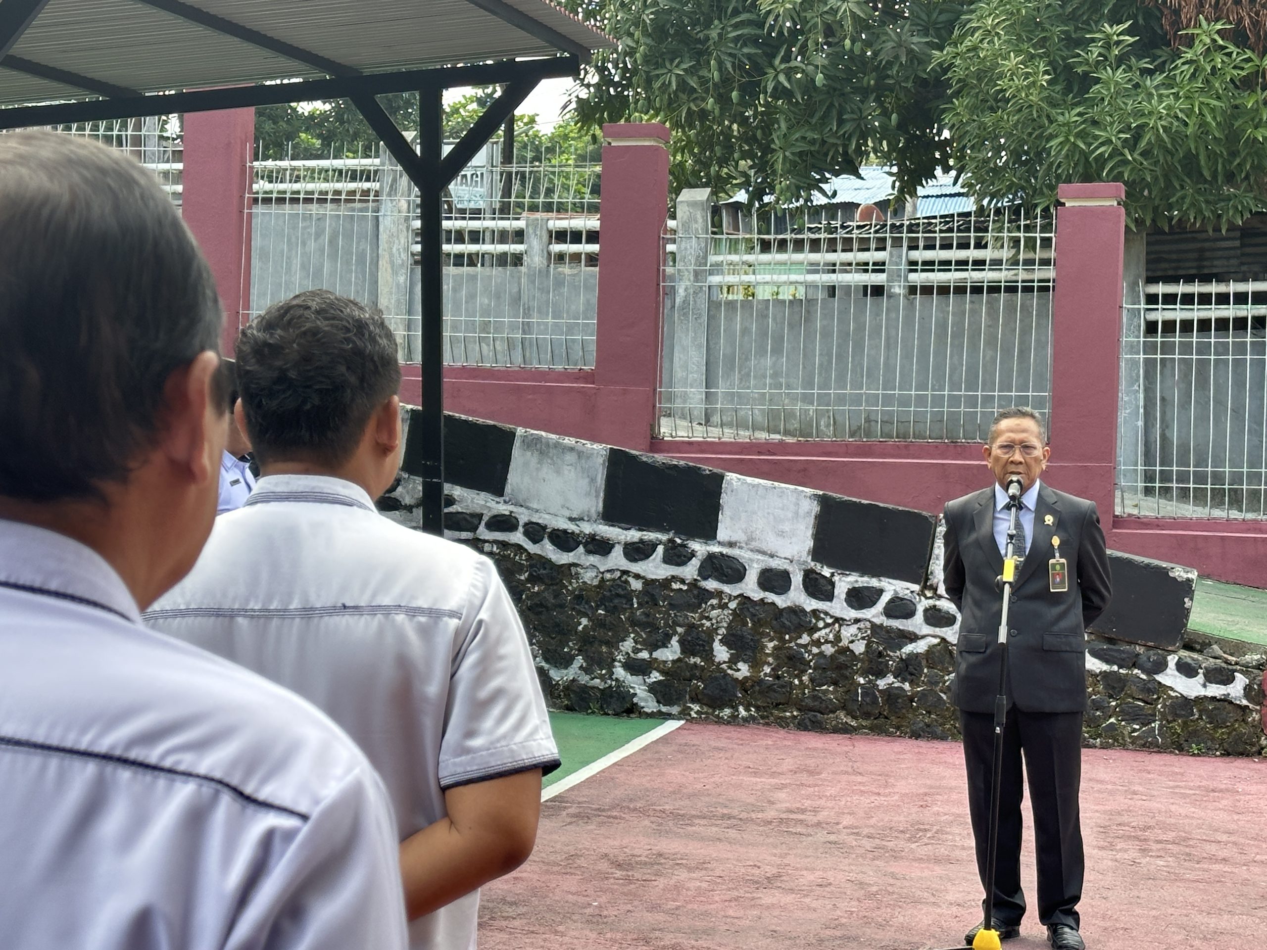 Ketua PTA Papua Barat Ajak Pegawai Jaga Kesehatan dan Matangkan Persiapan Gedung Baru